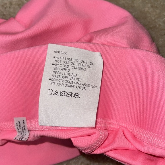 Under Armour Little Girls Neon Pink Shorts Size YSM - Picture 6 of 9